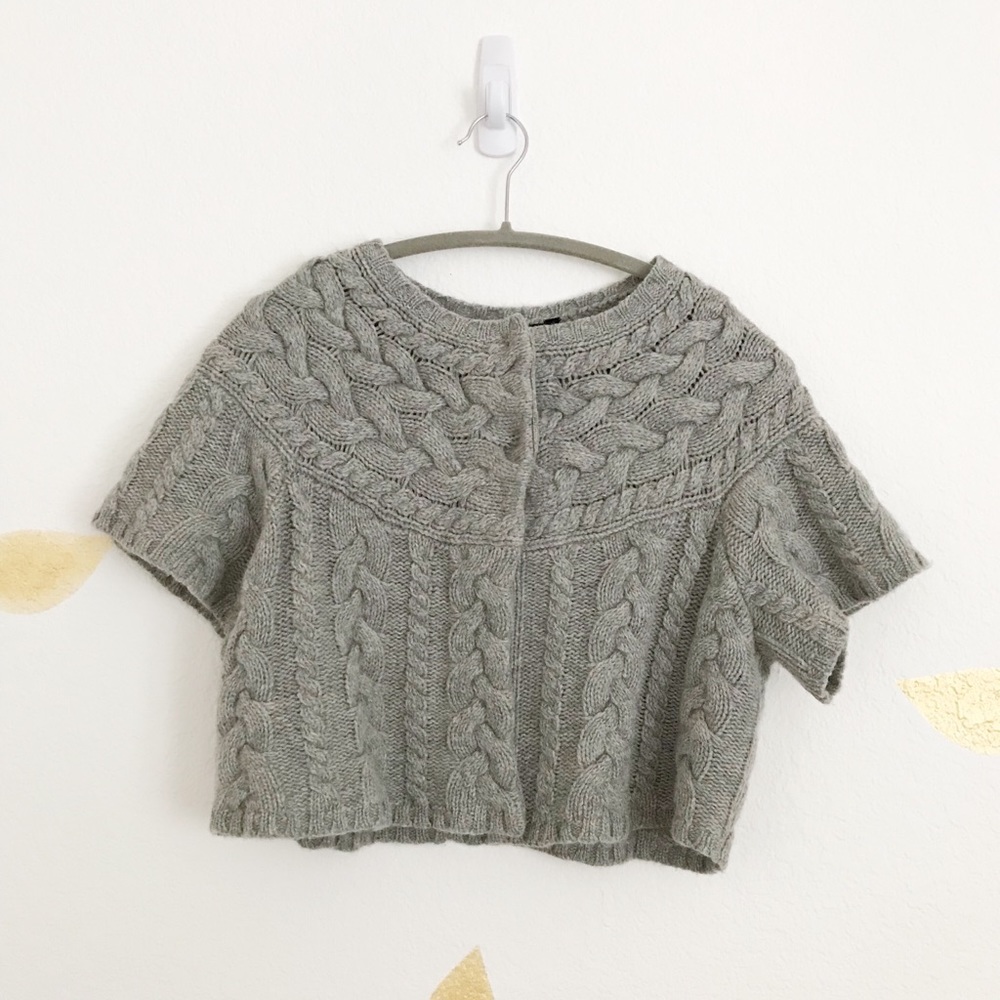 BCBG MaxAzria wool cropped shawl size small